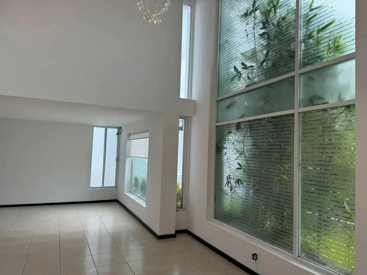Casa en venta en Juriquilla con opción a 4 recámaras Querétaro — foto 3