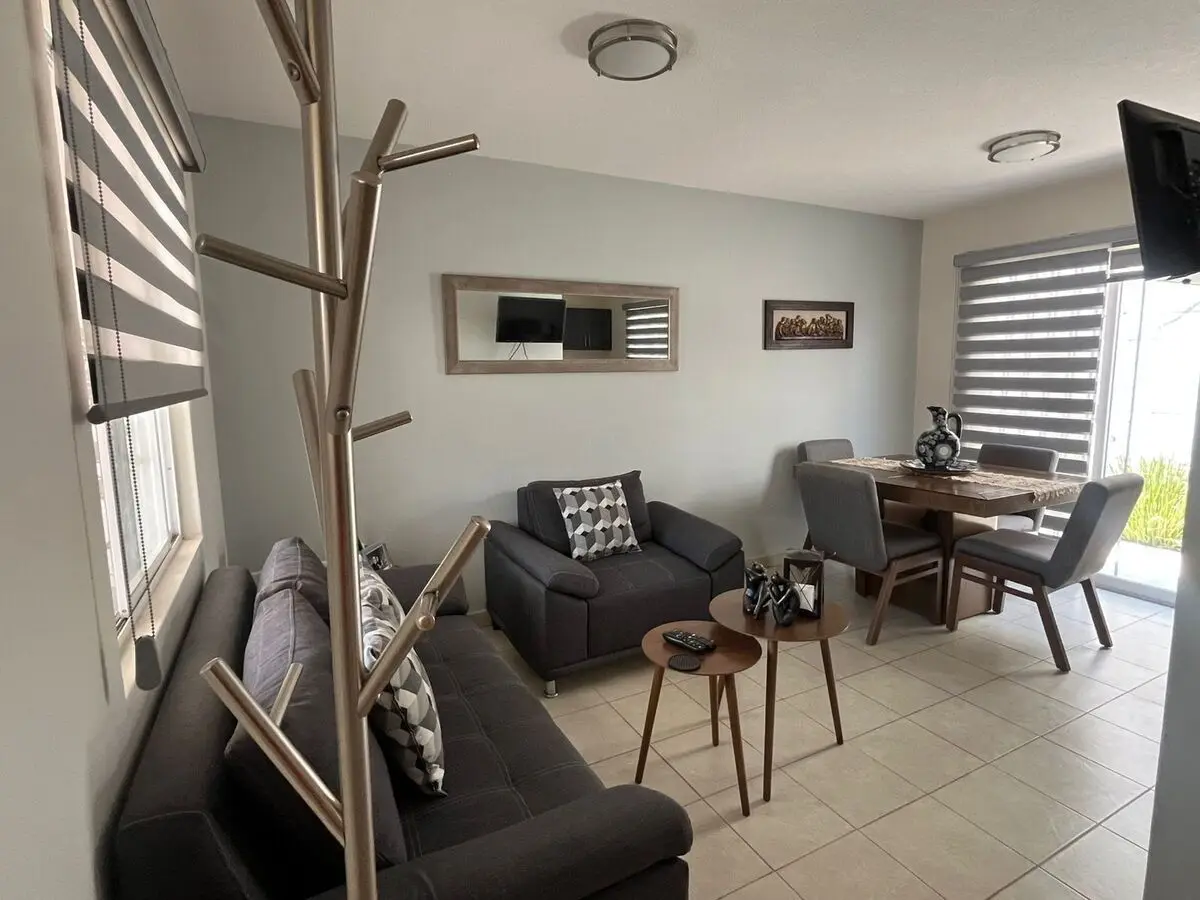 Casa en Venta y Renta 3 Habitaciones Puerta Verona Querétaro — foto 4