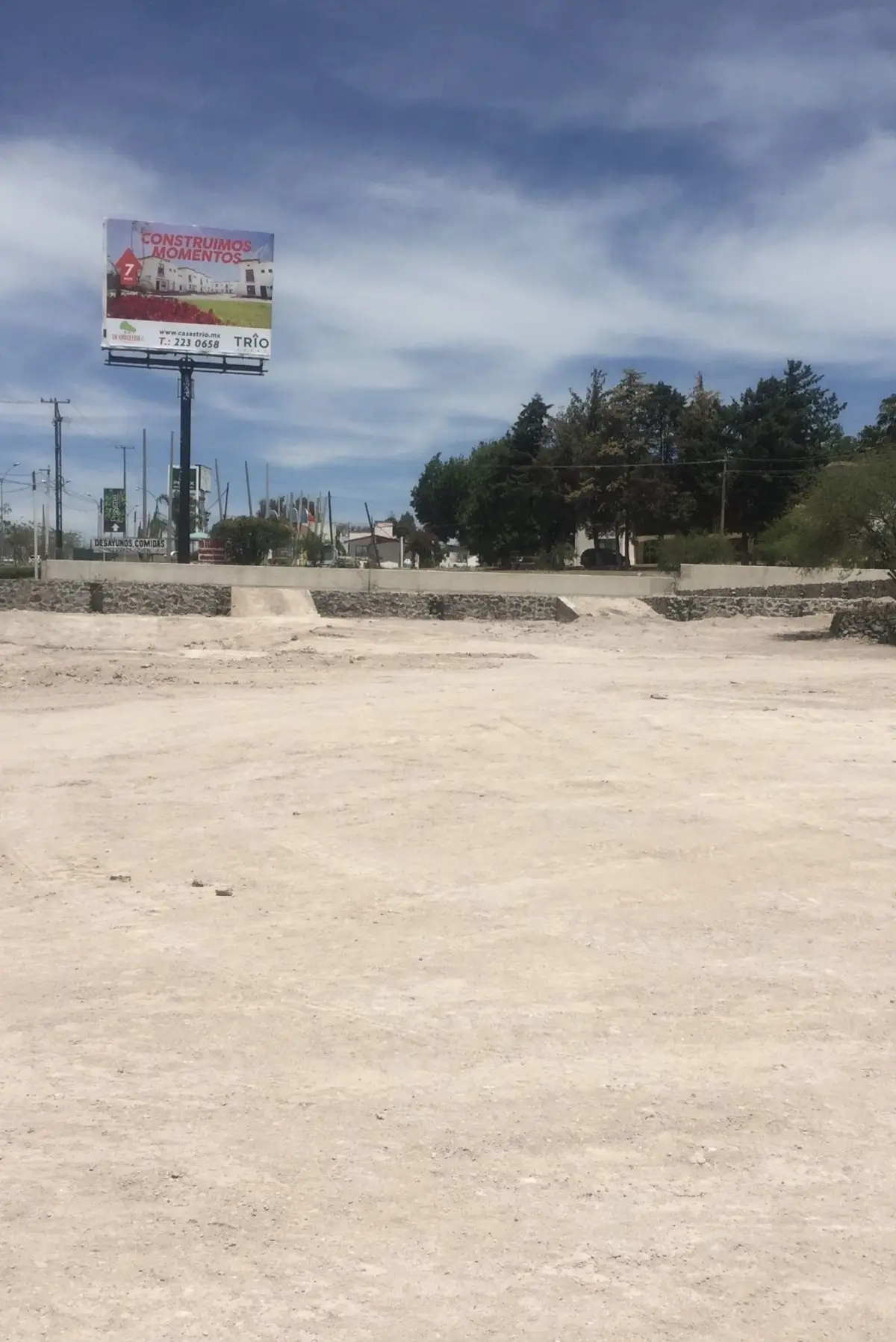 Terreno venta 5 de febrero uso de suelo de comercio y servicios Querétaro — foto 6