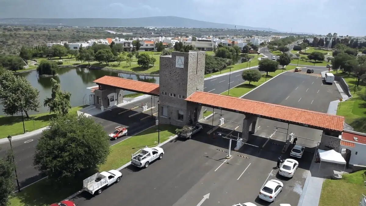 Terreno en venta dentro del campanario Querétaro — foto 2
