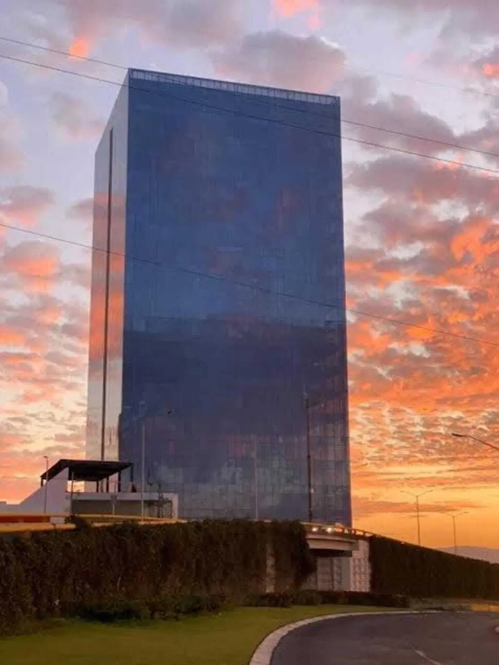 Oficinas en Venta Torre Titanium Campanario Queretaro — foto 2
