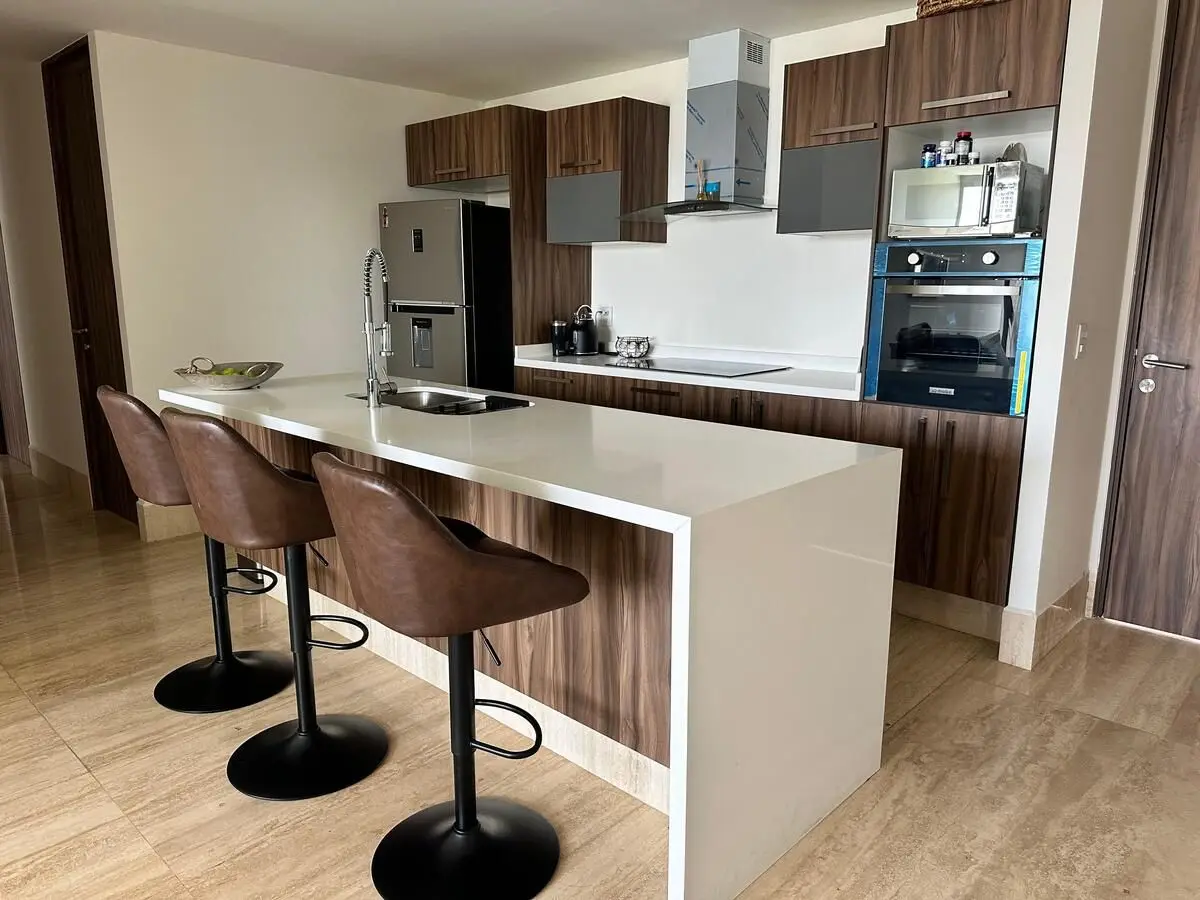 Departamento amueblado en venta en La Reserva, El Campanario, Querétaro — foto 2