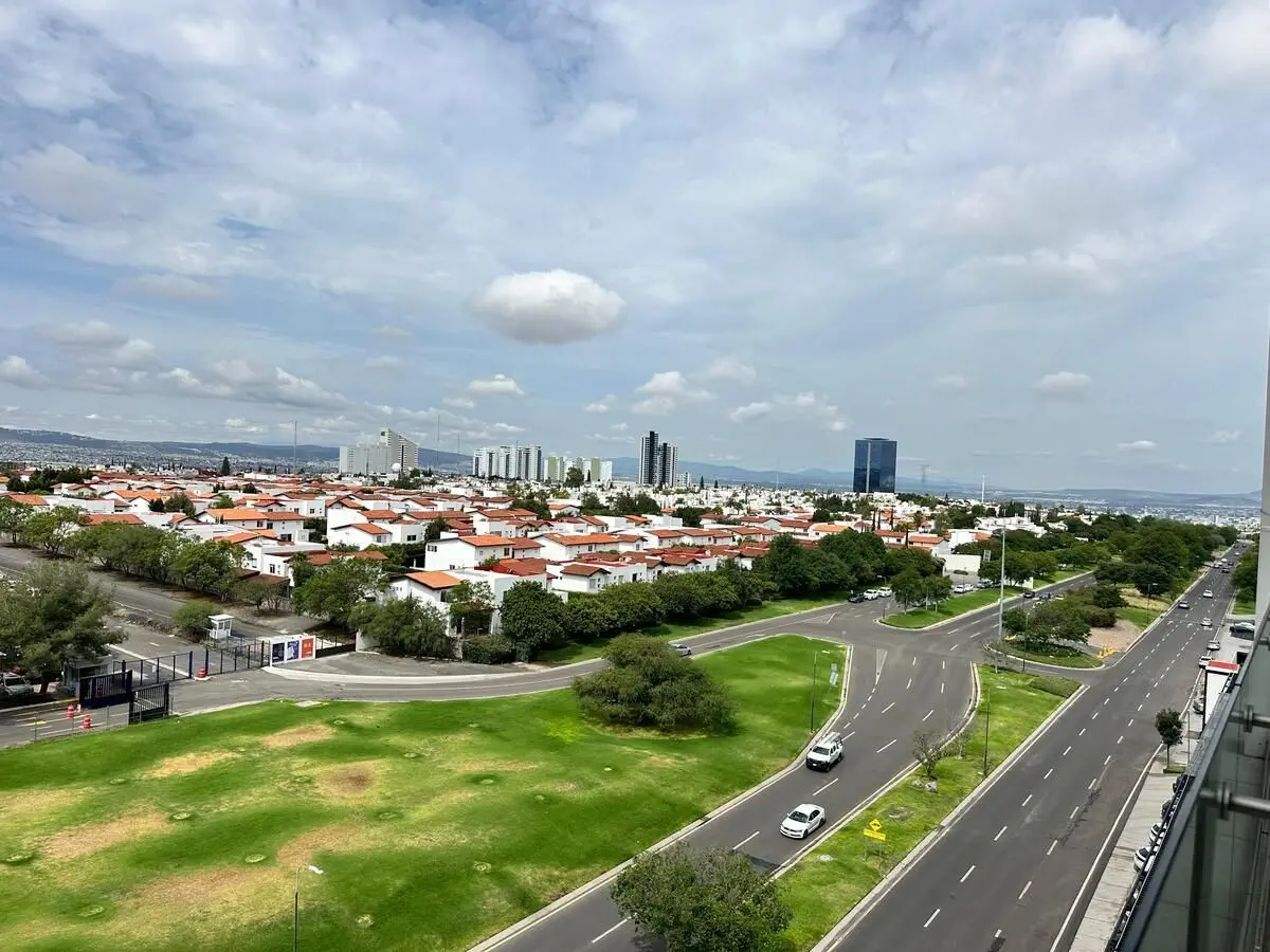 Departamento amueblado en venta en La Reserva, El Campanario, Querétaro — foto 3