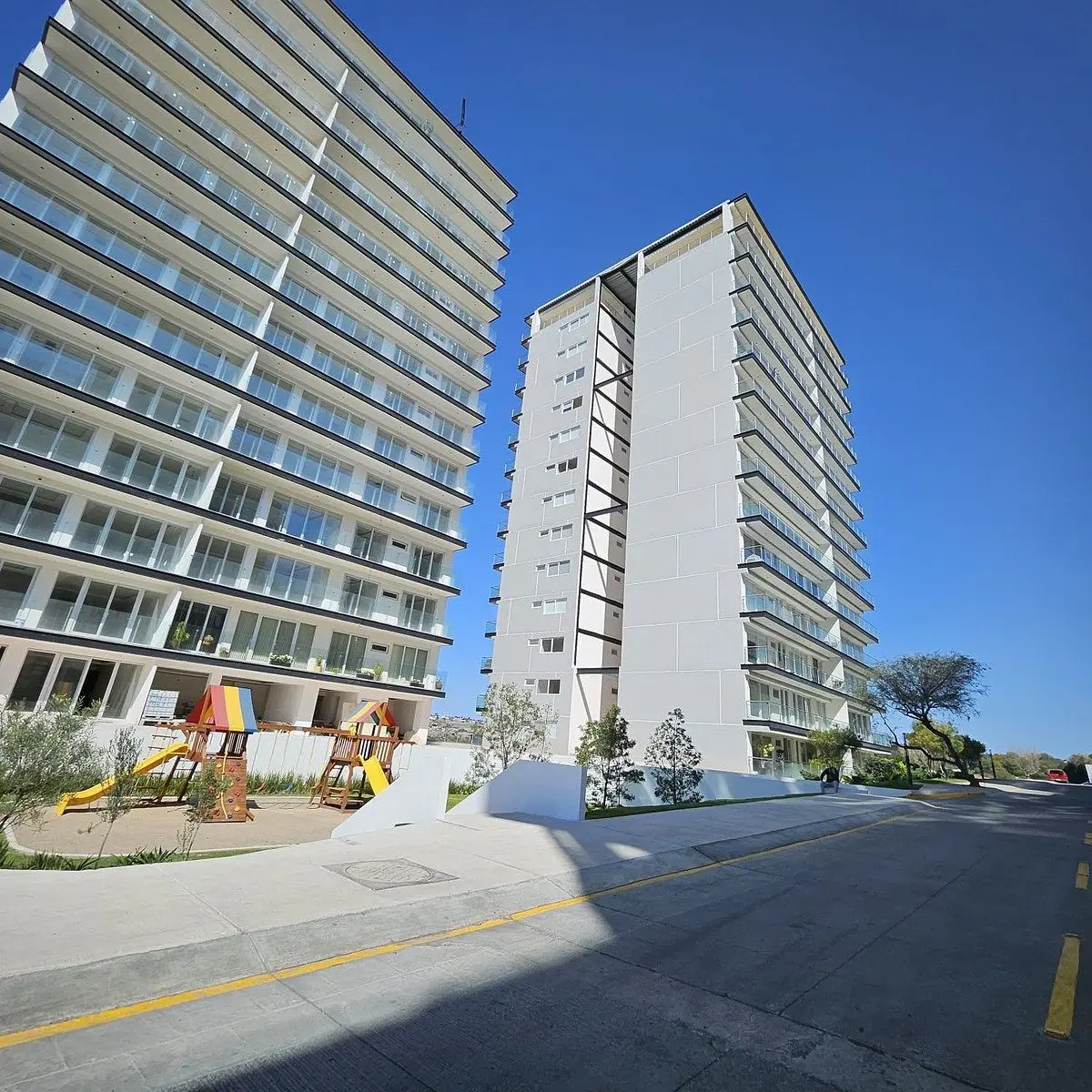 Renta Departamento Piso 9 la Reserva el Campanario Queretaro — foto 4