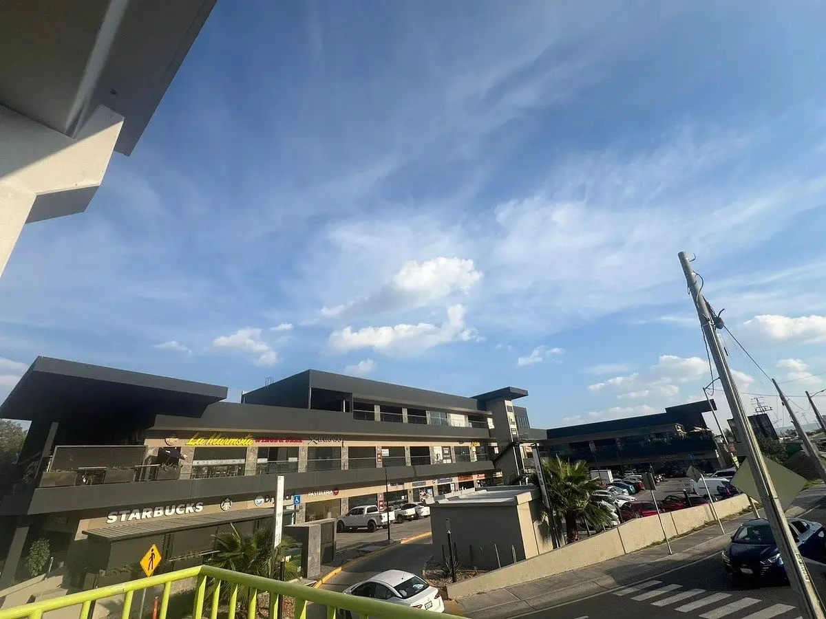 Local en Renta Plaza Comercial de Norponiente Querétaro — foto 2