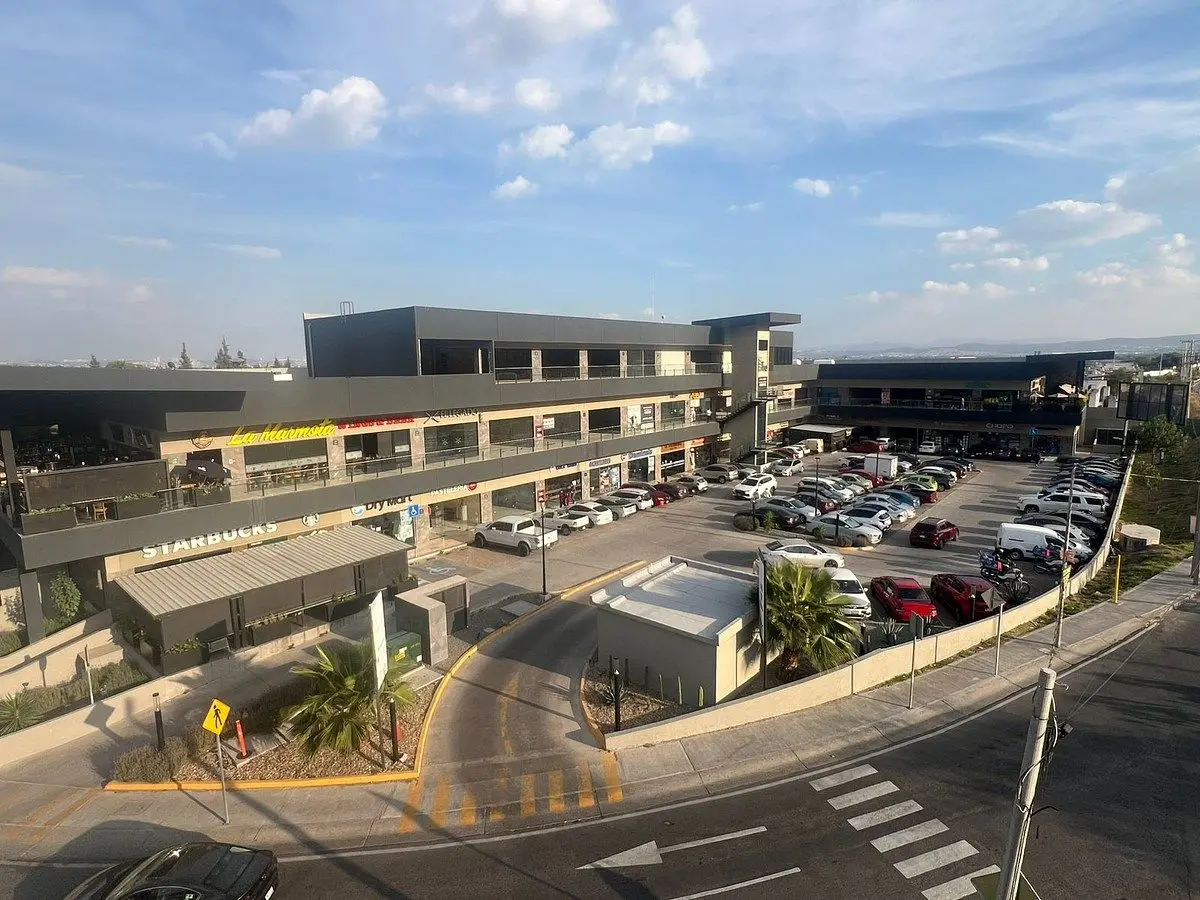 Renta Local Comercial Planta Baja Zona Norponiente Queretaro — foto 5