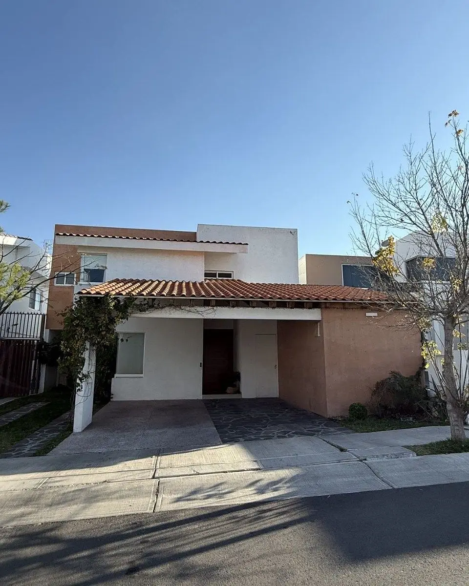 Casa en venta en Misión san Jerónimo Querétaro — foto 2
