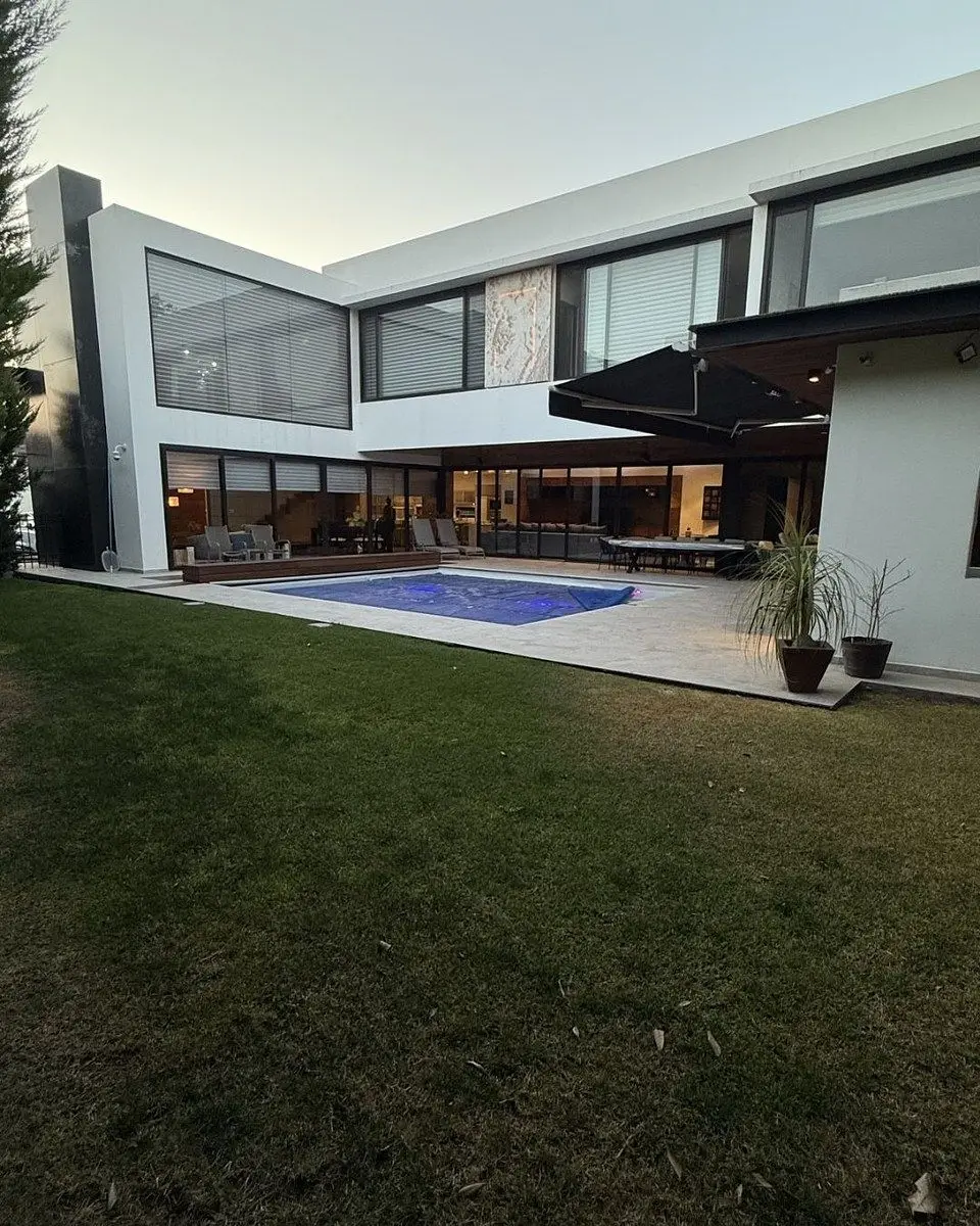 Casa en venta con alberca en el campanario Querétaro — foto 4