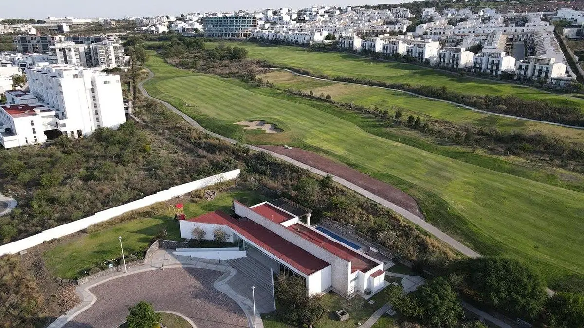 Terreno Premium en Venta en Yavia Zibata Queretaro — foto 4