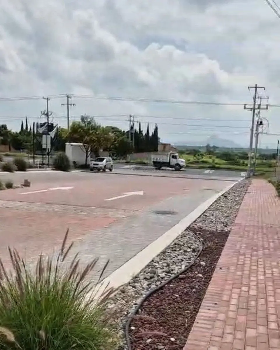 Terreno de uso mixto en venta en ciudad maderas corregidora — foto 5