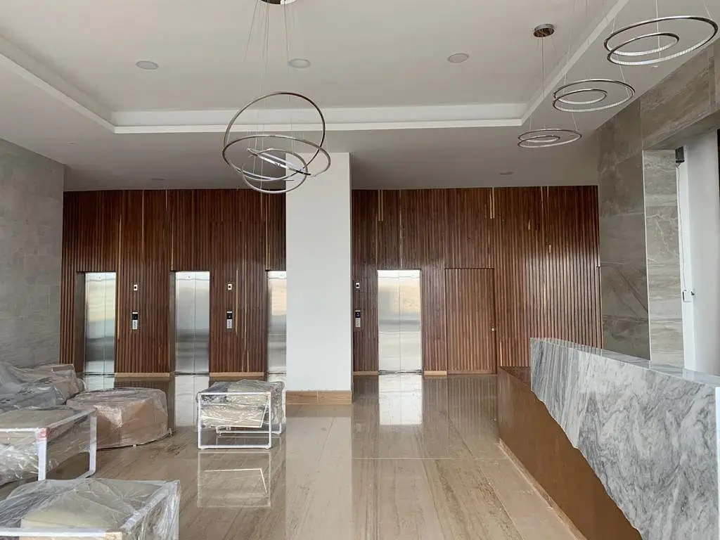 Oficina/Local en Venta Planta Baja Torre Titanium Queretaro — foto 2