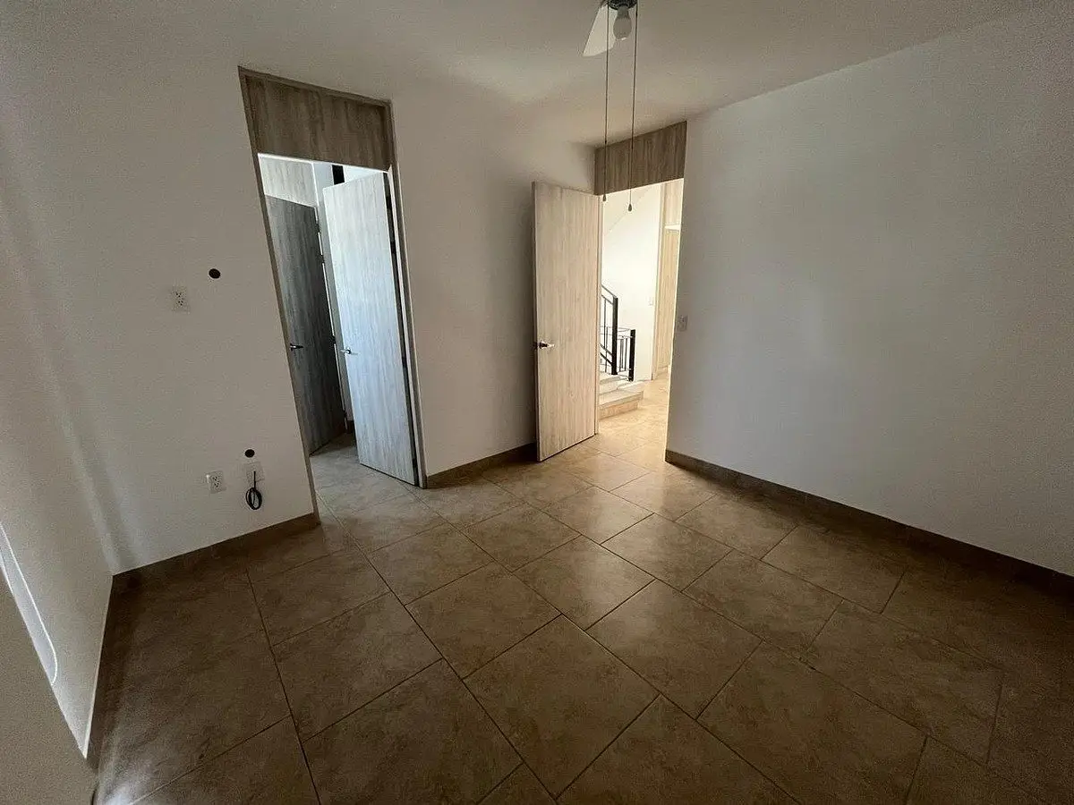 Venta Casa Torre de Bugambilias, El Refugio, Querétaro — foto 4