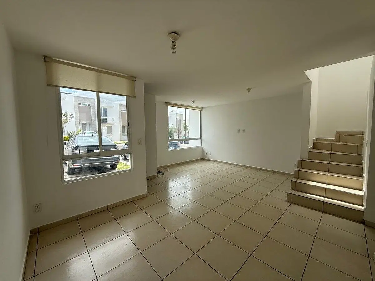 Casa con Recamara Planta Baja Altamira Diamante el Mirador Queretaro — foto 4