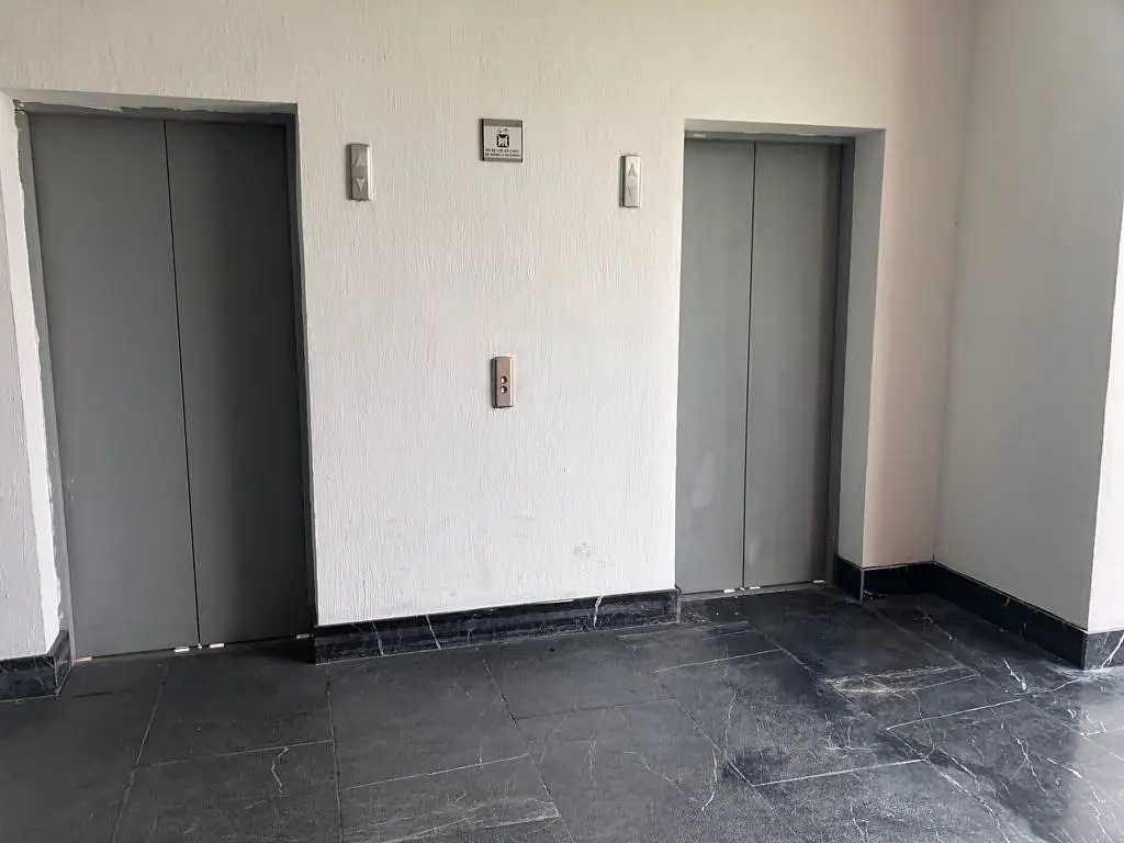 Oficina con Sala de Juntas en Renta Centro Sur Queretaro — foto 5