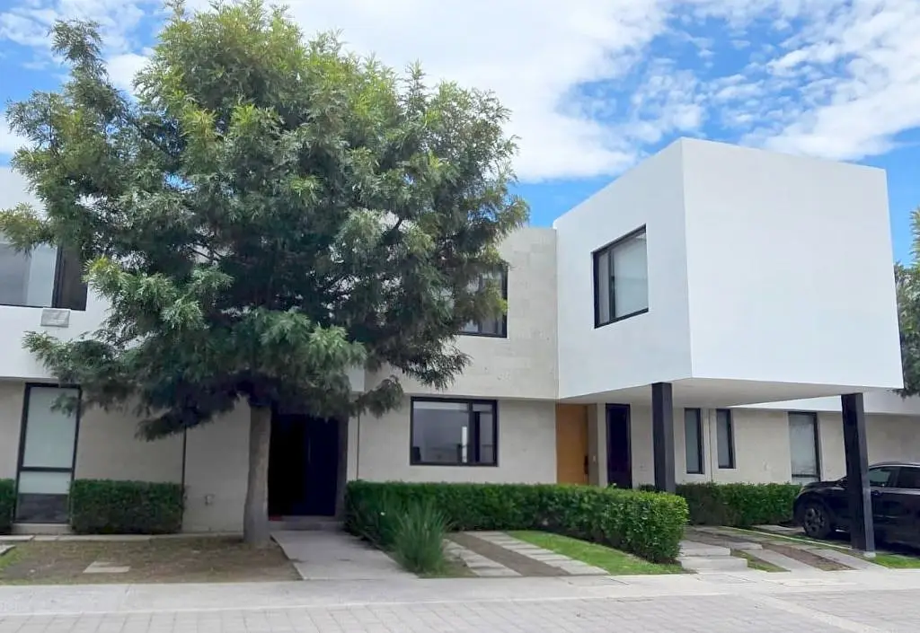 Casa en venta en Santa Fe Juriquilla | Condominio Caisa Dos Cantos, Querétaro