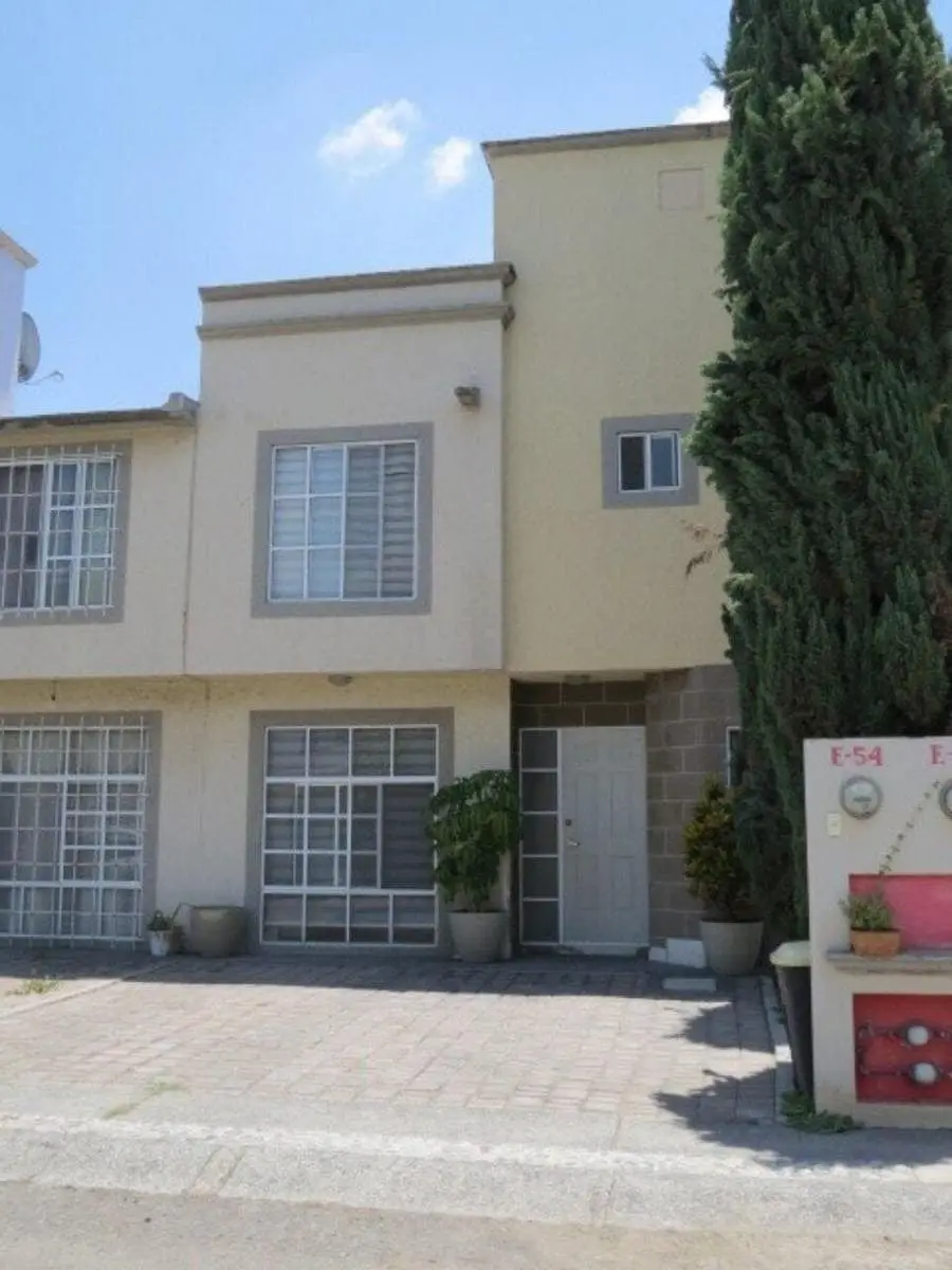 Casa en Venta Hacienda la Gloria Condominio Castaño Queretaro