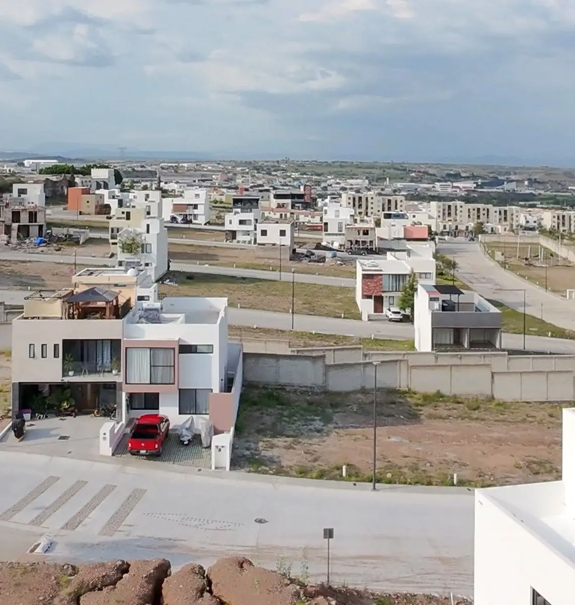 Terreno en Venta en Capital Sur – Condominio Abu Dhabi Queretaro