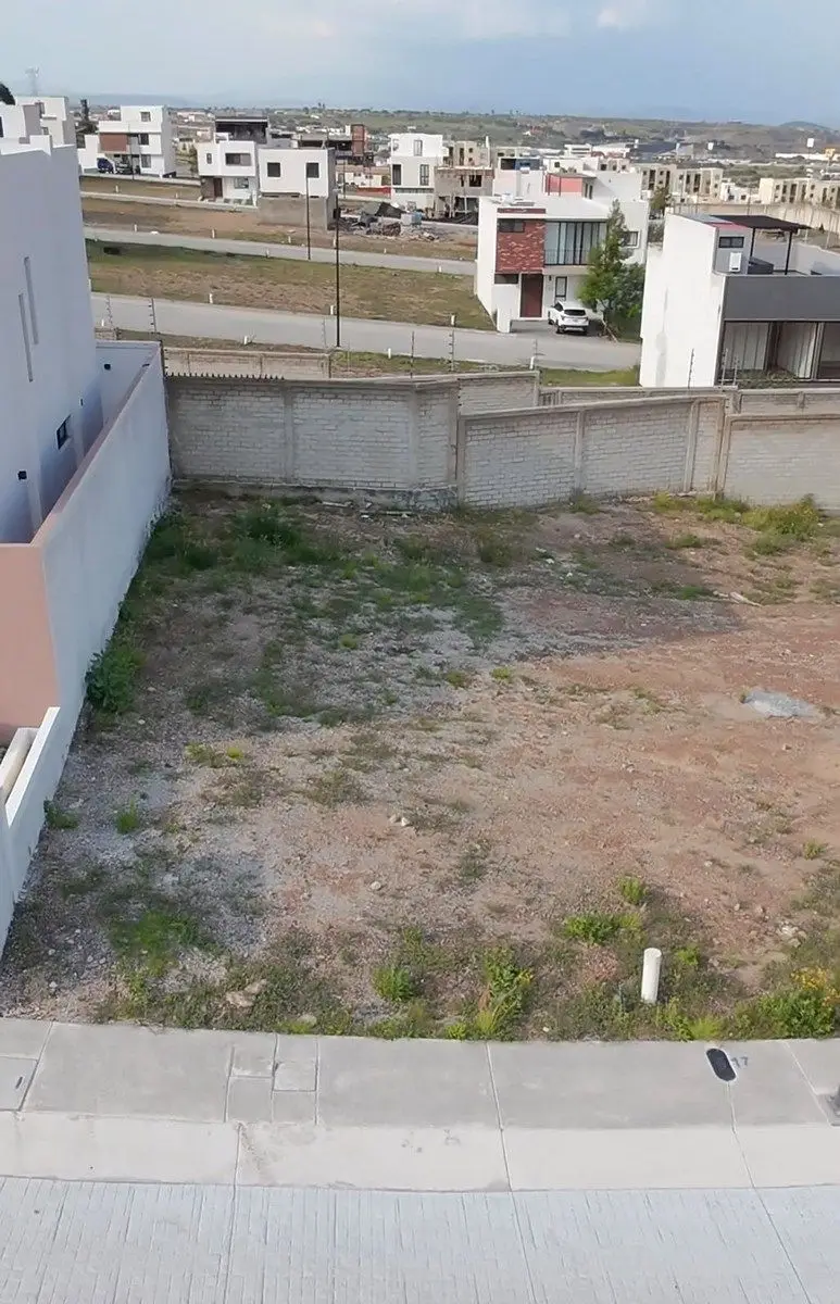 Terreno en Venta en Capital Sur – Condominio Abu Dhabi Queretaro — foto 2