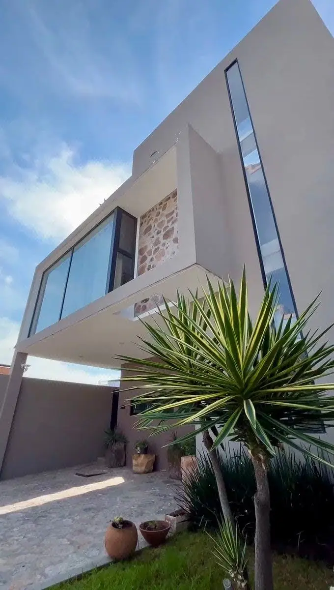 Casa de Autor en Venta Terreno Doble Zibata Queretaro — foto 2