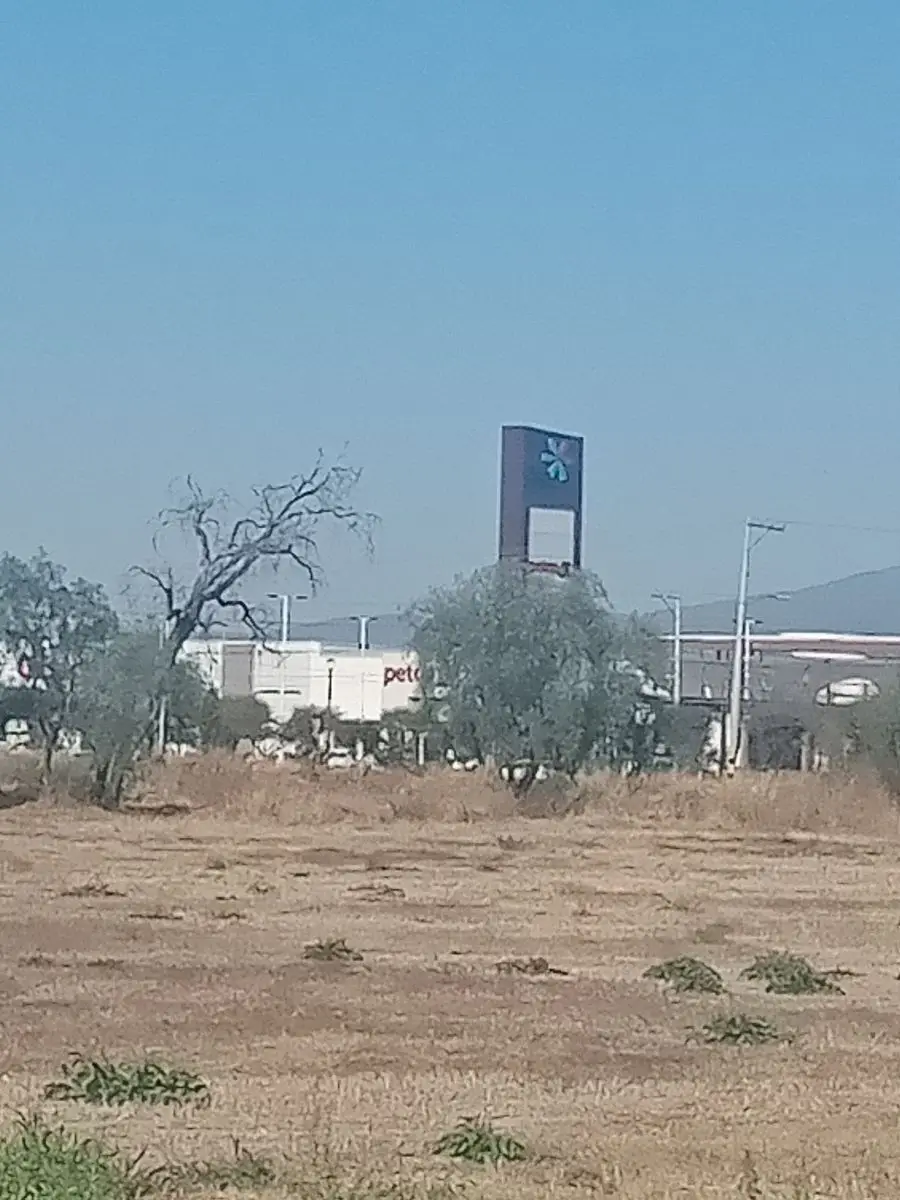 Macrolote Comercial Venta Celaya — foto 2