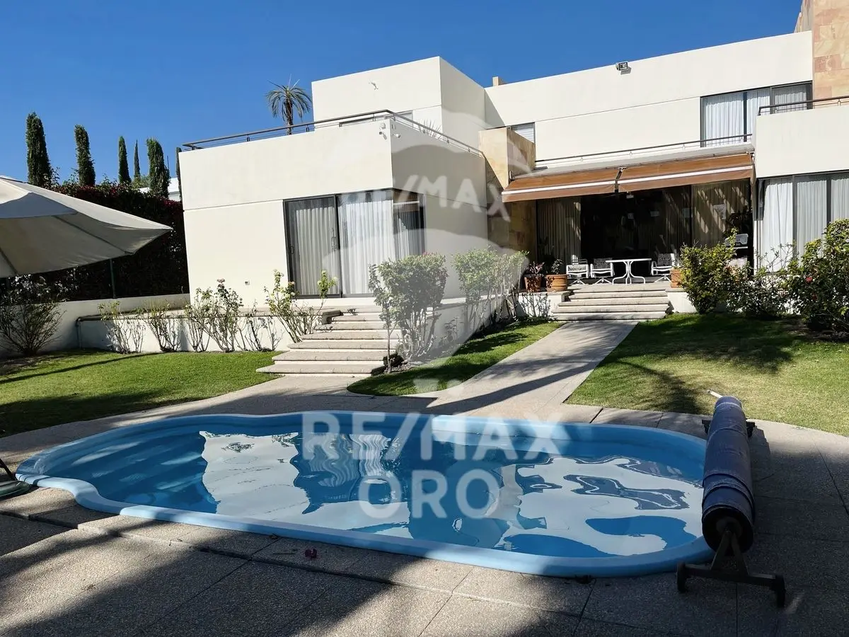Casa en Villas del Meson — foto 4