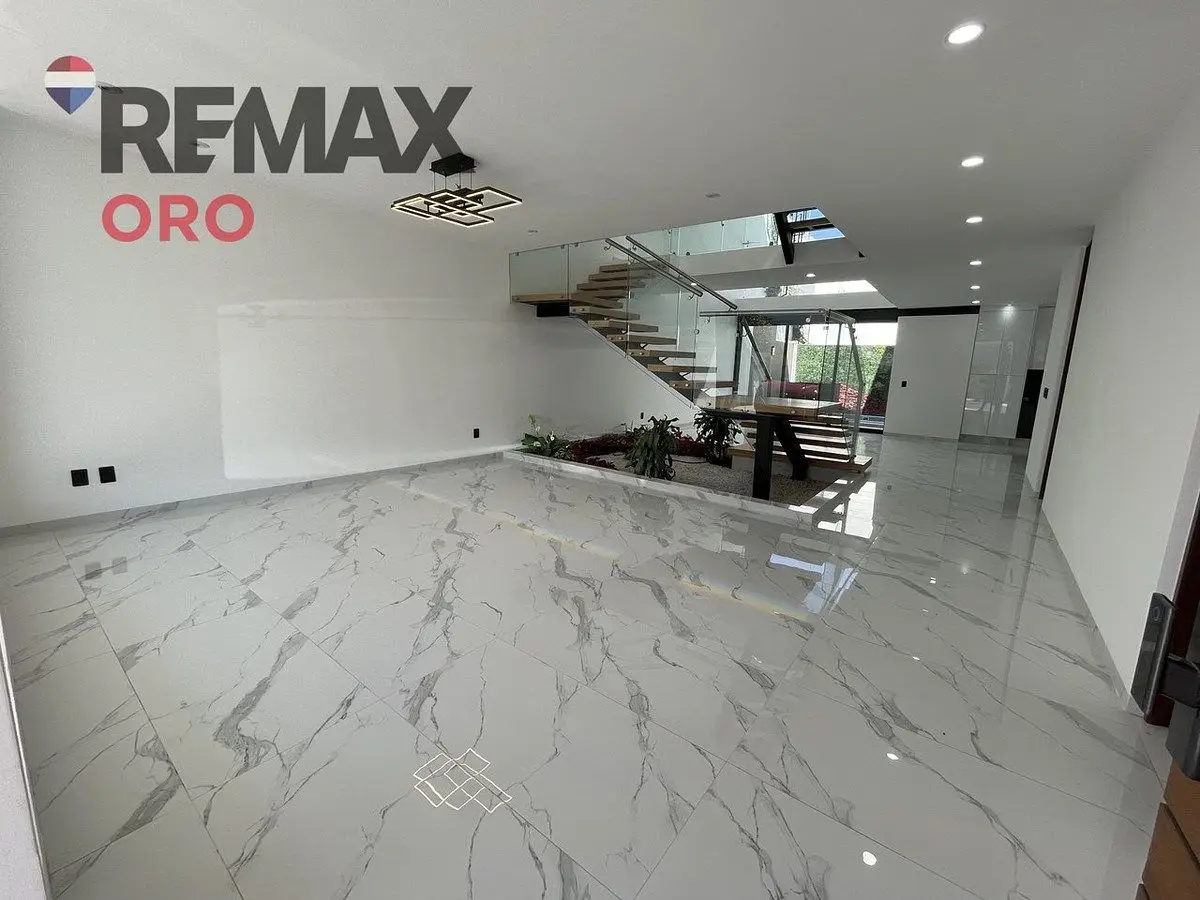 Casa en venta en Zibata — foto 2