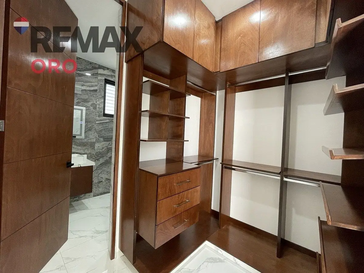 Casa en venta en Zibata — foto 4