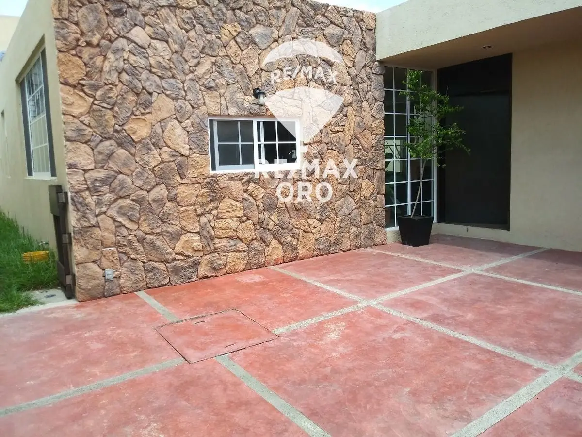 Casa de un Piso en Venta — foto 2