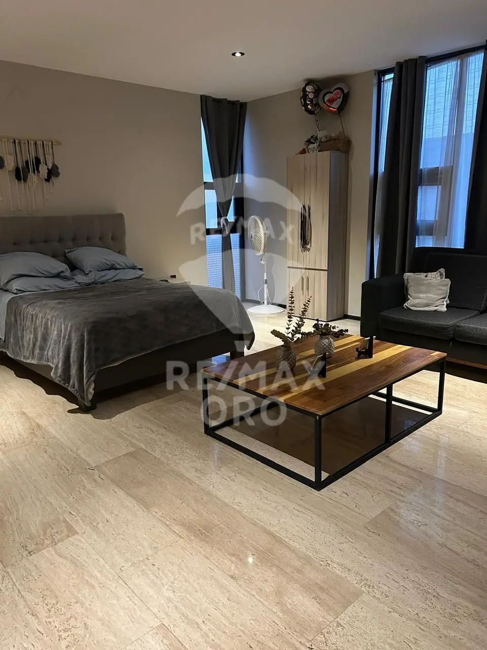 Casa Venta Lomas de Campanario — foto 3