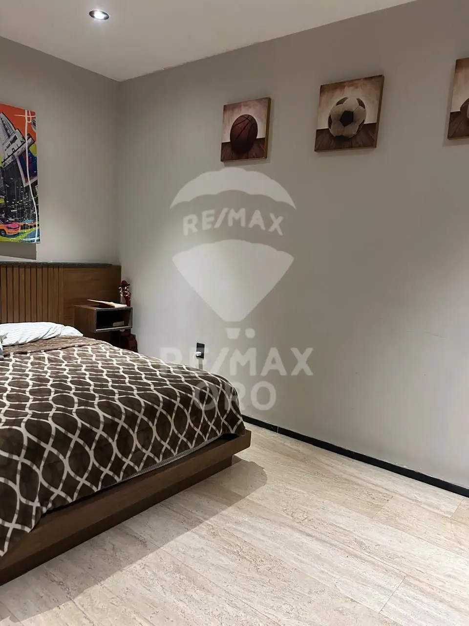 Casa Venta Lomas de Campanario — foto 5