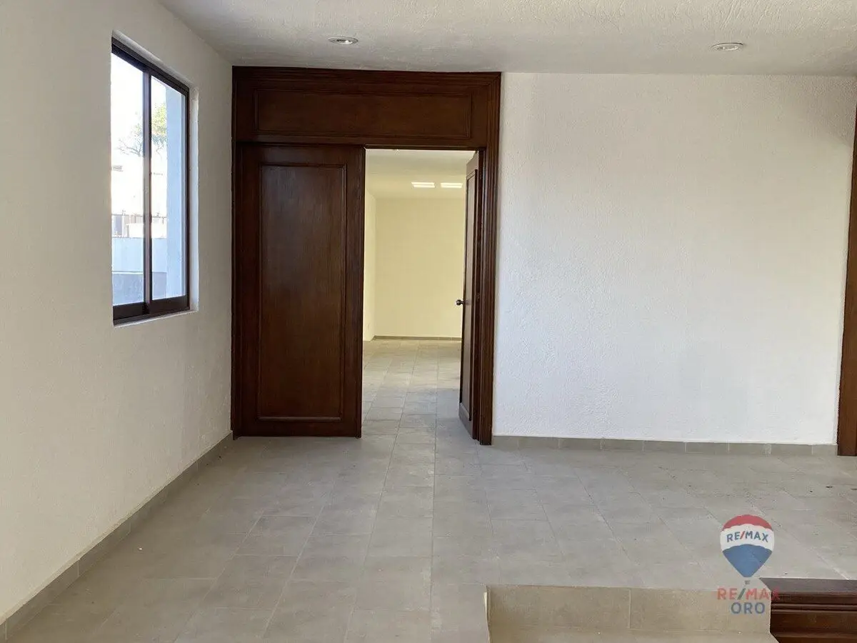 Renta Centrica Oficina en los Arcos — foto 4