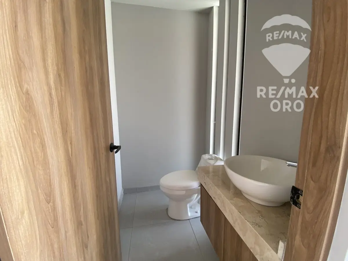 Venta Casa Capital Sur — foto 4