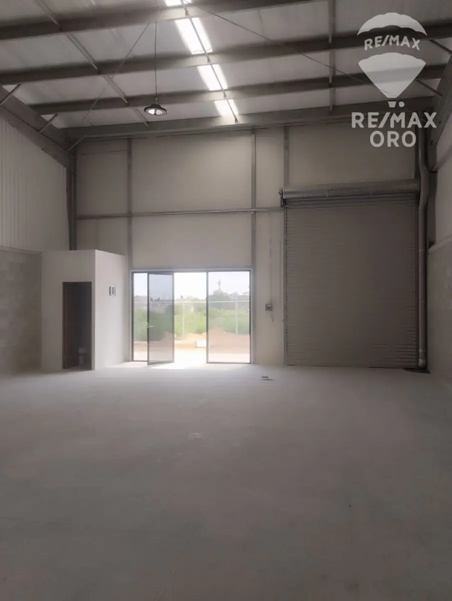 Venta Nave Industrial Balvanera — foto 2