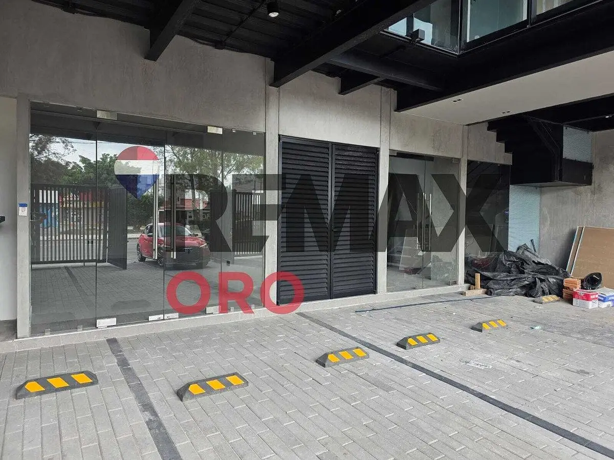 Renta de Local Comercial Plaza Zaragoza 36 — foto 4