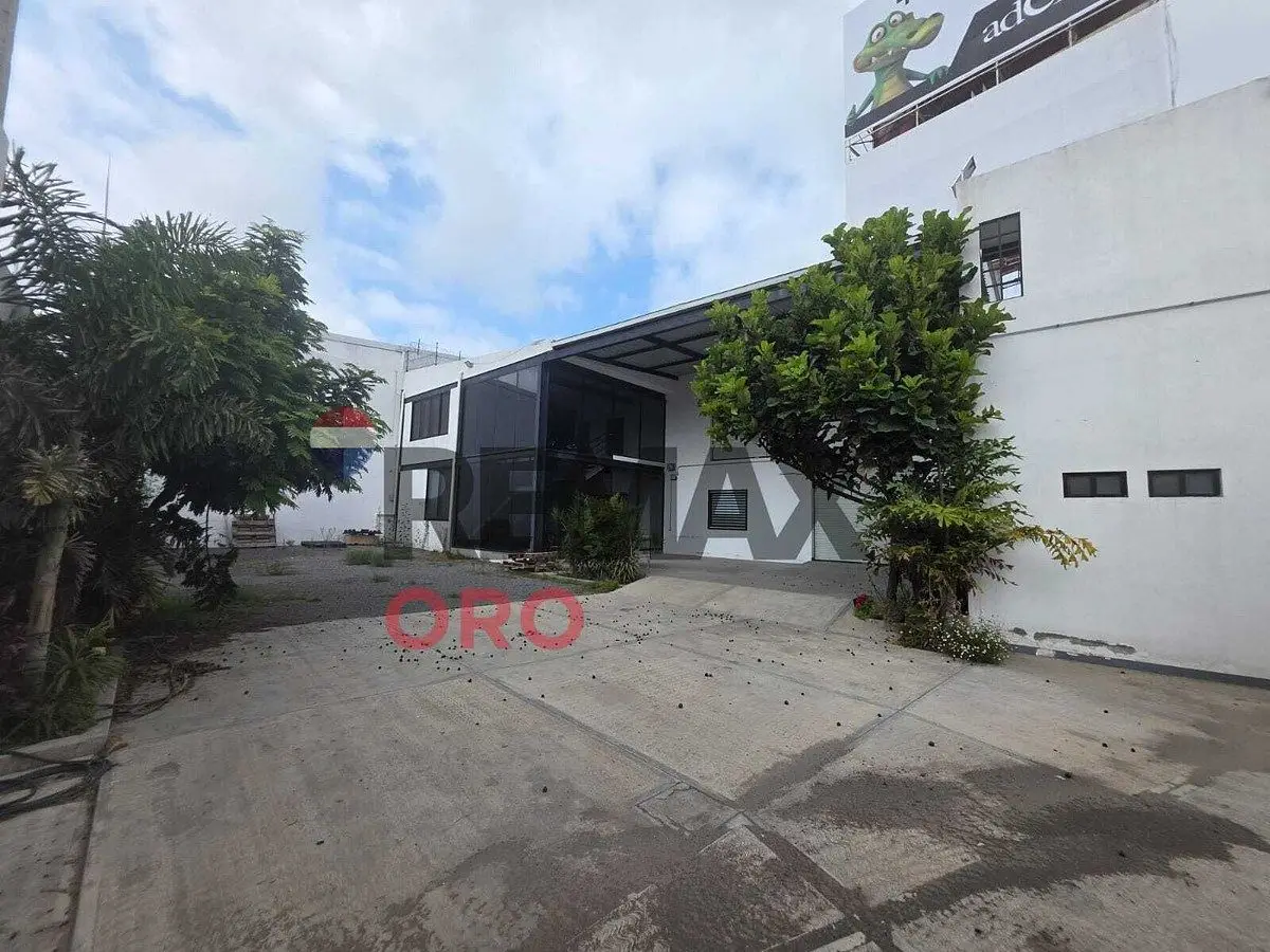 Venta de Bodega con Oficinas San Isidro Miranda Qro. — foto 3