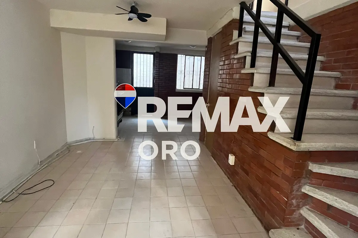 Casa en Venta o Renta en Residencial las Fuentes — foto 2