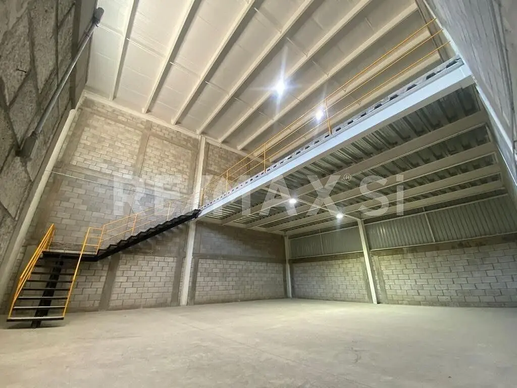 Renta Bodega en Polígono Empresarial Buenavista — foto 2