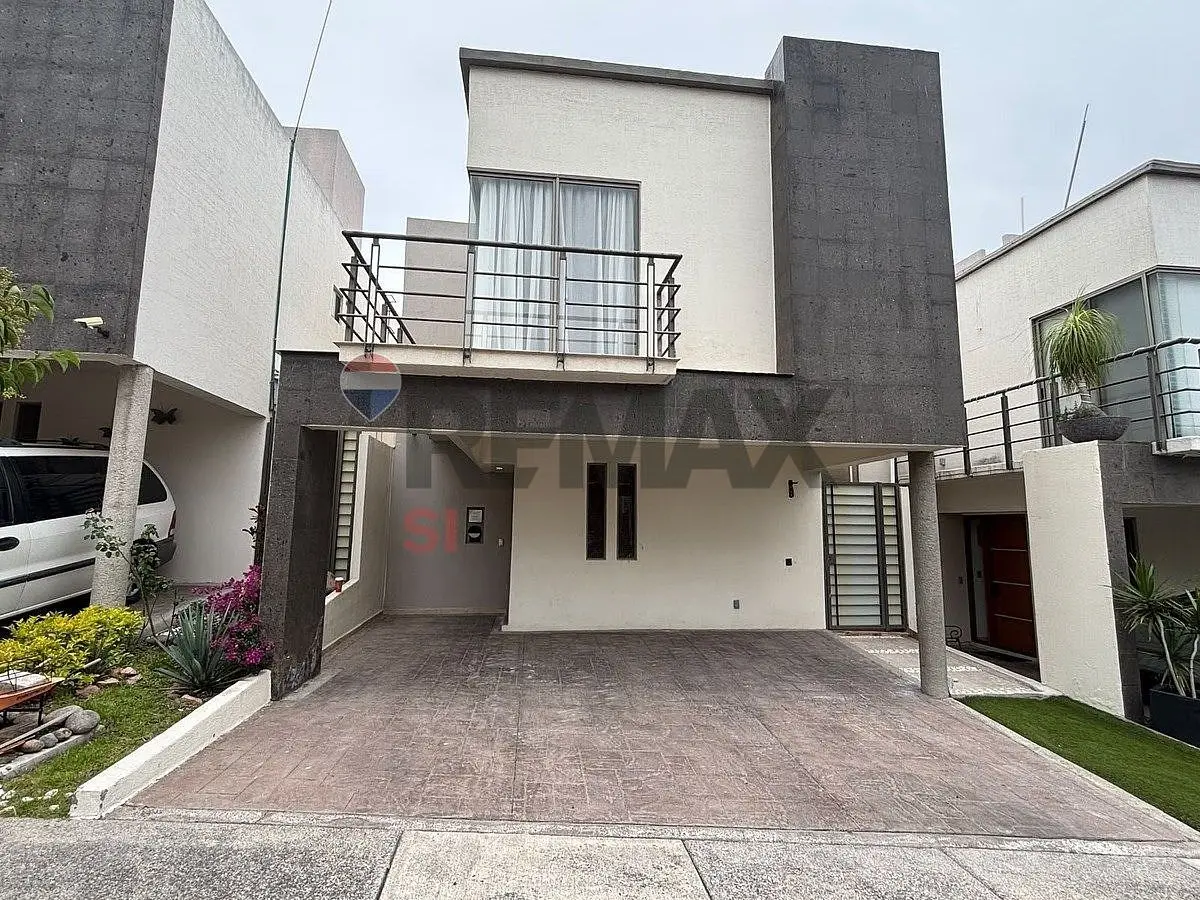CASA VENTA residencial del parque