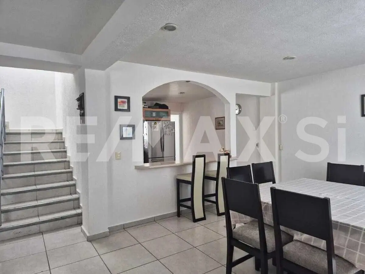 Casa con Local Comercial Venta en Milenio Iii — foto 4