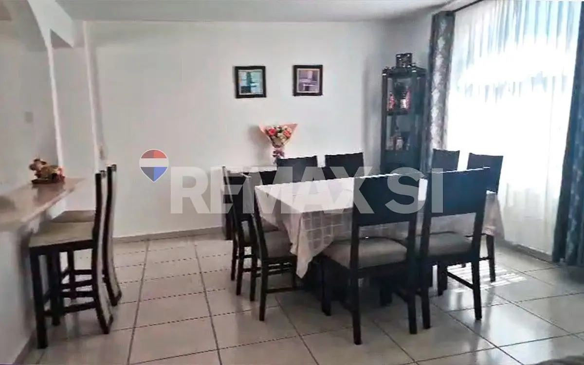 Casa con Local Comercial Venta en Milenio Iii — foto 3