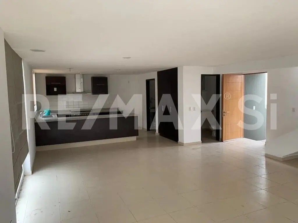 Casa Duplex en Venta en Dos Deseos Fracc. el Mirador — foto 2
