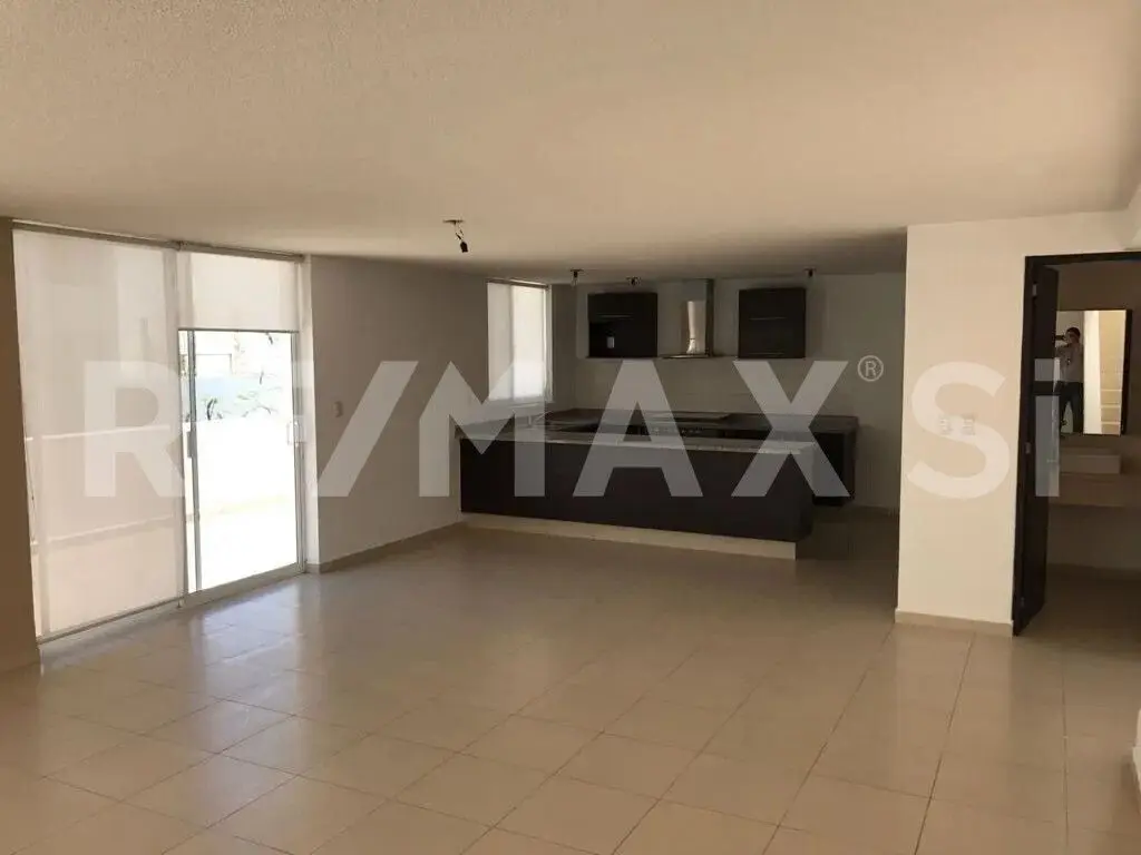 Casa Duplex en Venta en Dos Deseos Fracc. el Mirador — foto 4