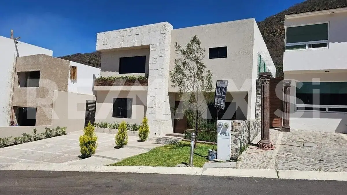 Casa en Venta Cumbres del Cimatario — foto 2
