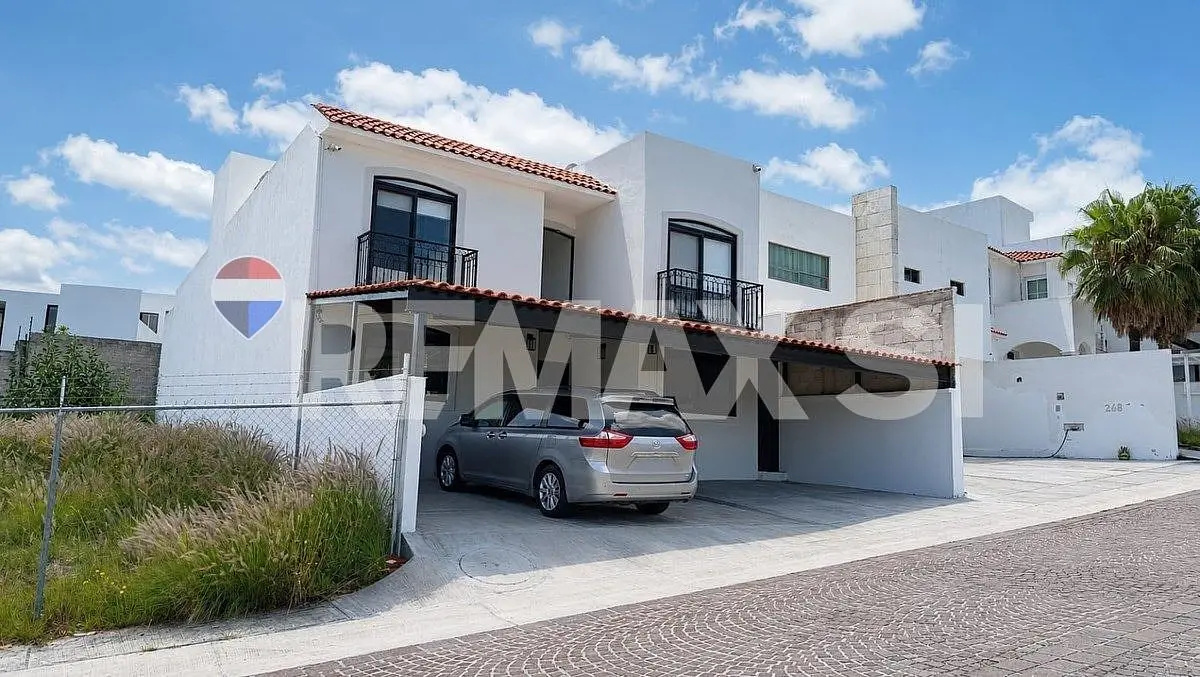 Casa en venta Cumbres del lago
