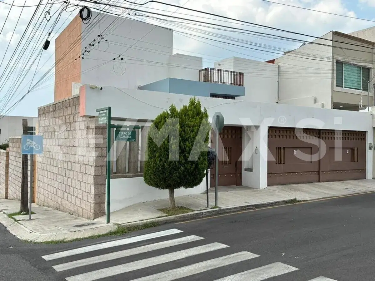 Casa en Venta en Colinas del Cimatario — foto 2