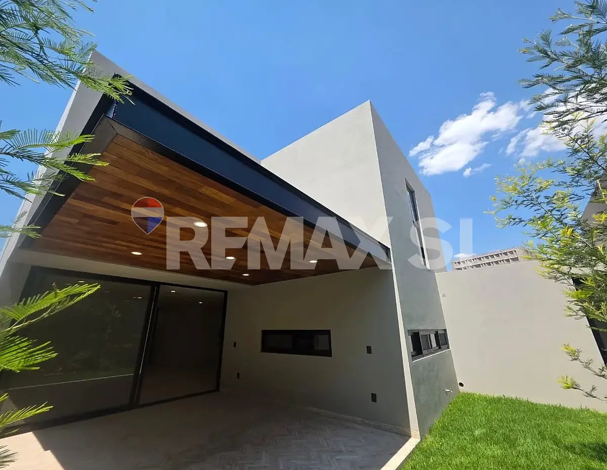 Casa Venta - Lomas del Campanario Iv — foto 2