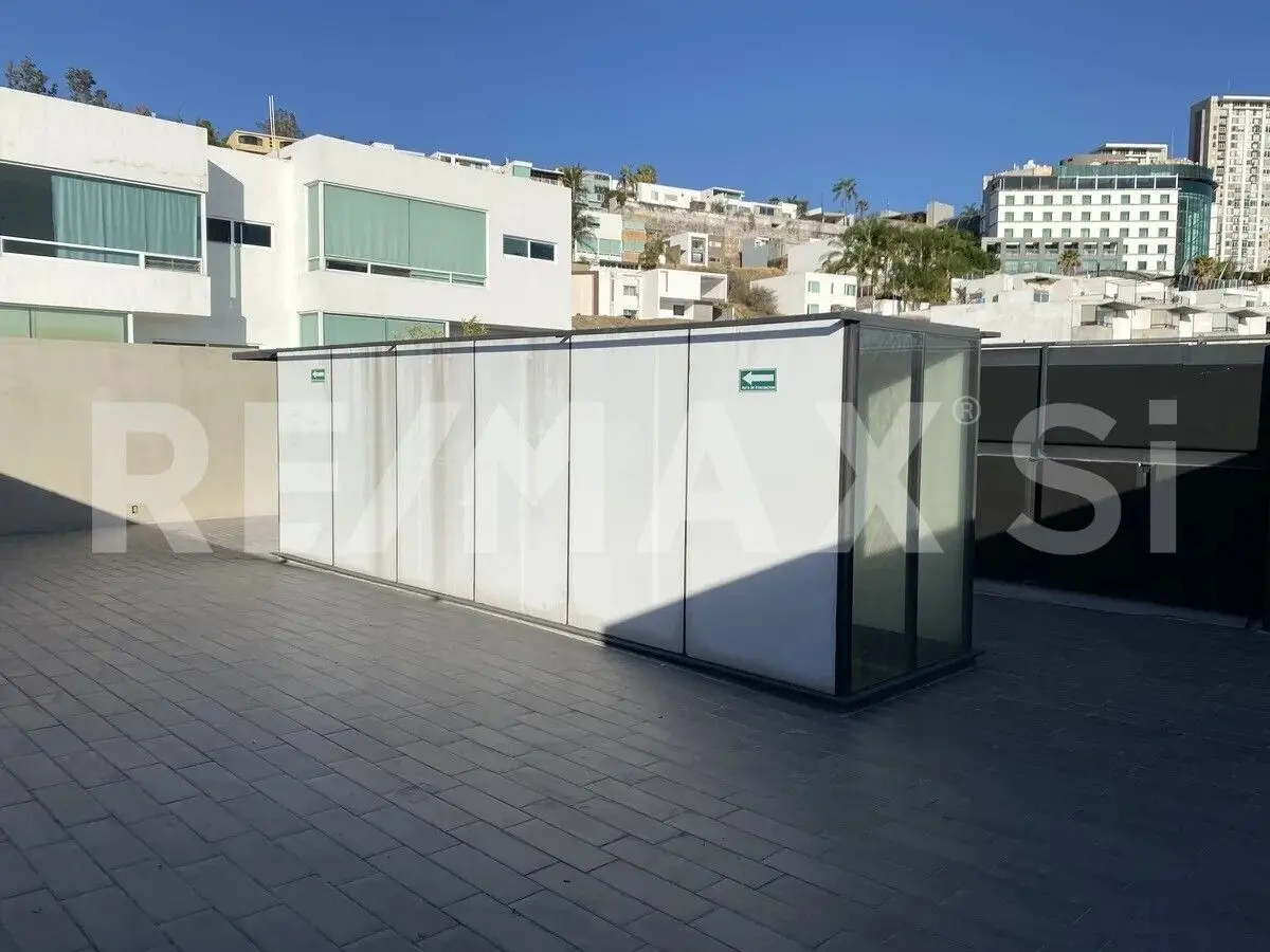Cev Edificio Comercial en Venta y Renta Arboledas del Parque Querétaro — foto 6