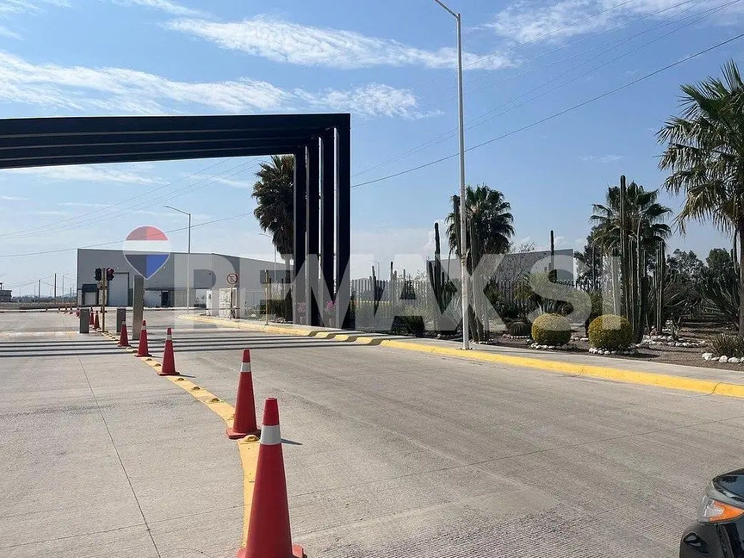 Itv Terreno Industrial Venta Novotech Aeropuerto I — foto 2