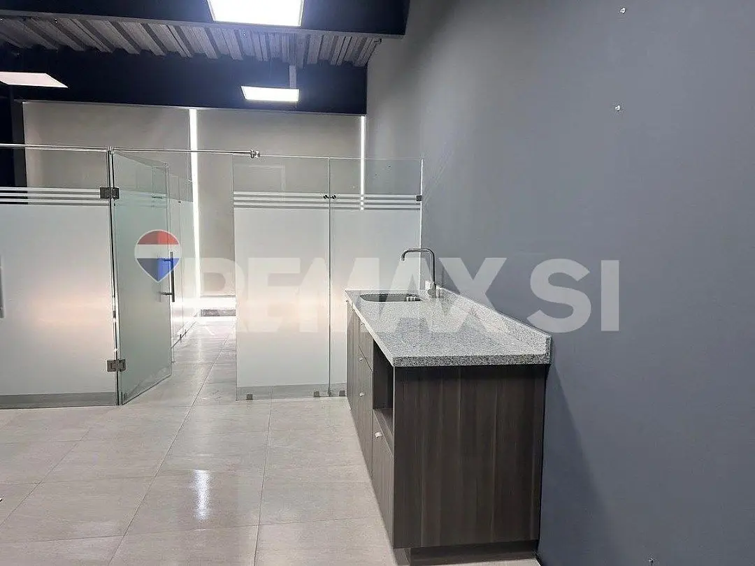 Oficina en Renta en Momentum Centro Sur — foto 2