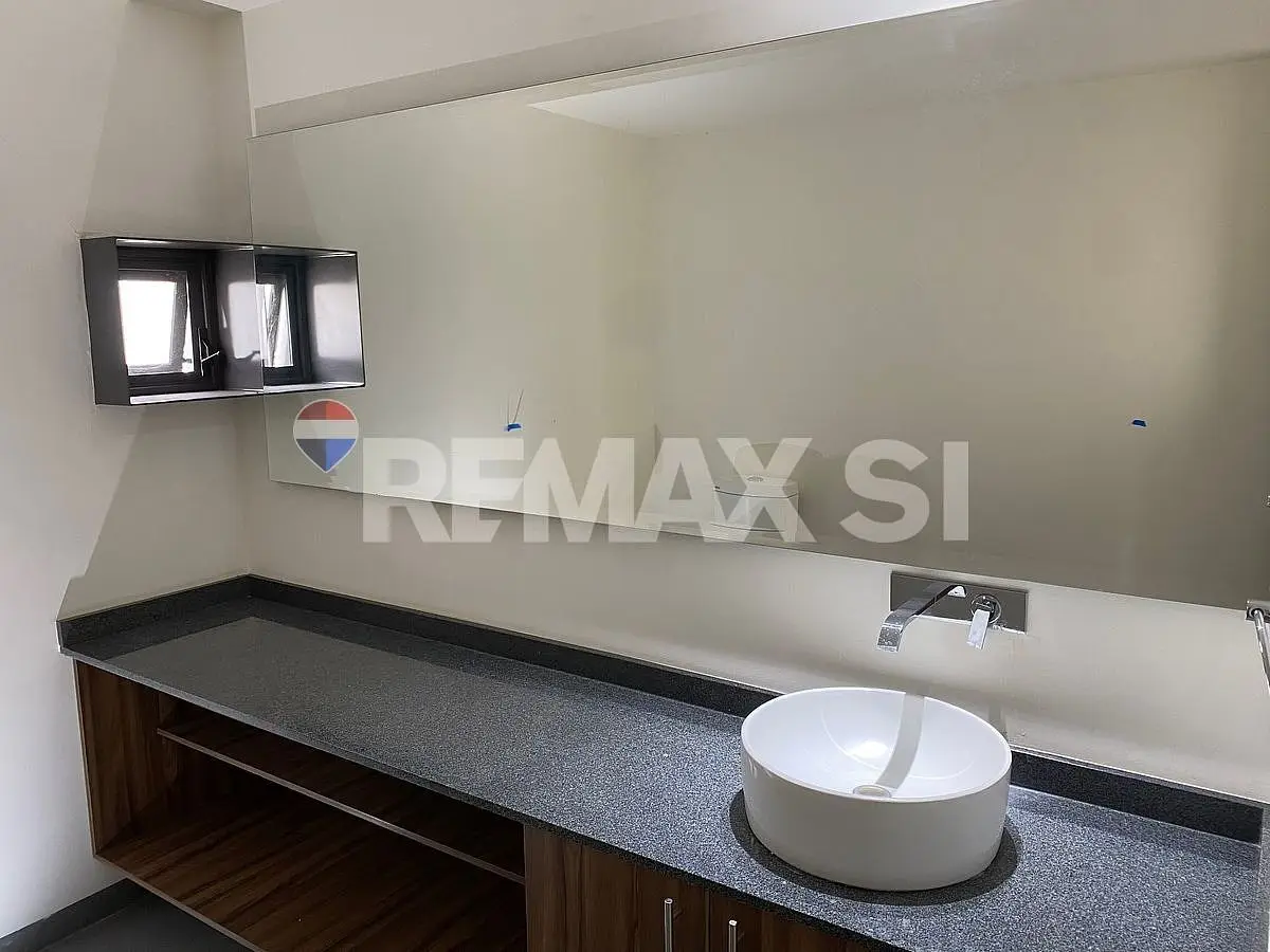 Rcr Casa Renta Jurica — foto 6